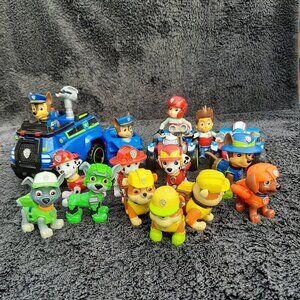 Paw Patrol Figures & Vehicles Lot 2